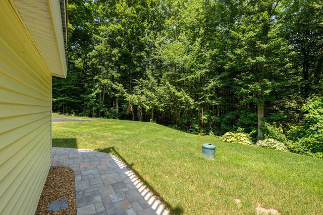 33 Cider Street, Epping, NH 03042
