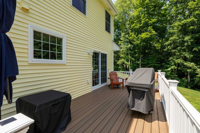 33 Cider Street, Epping, NH 03042