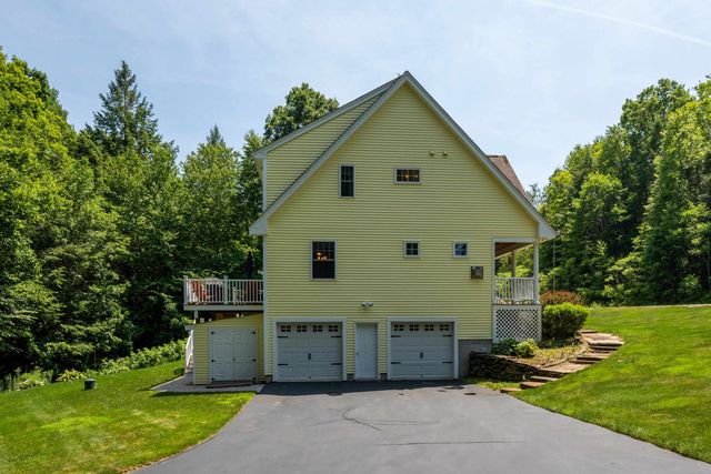 33 Cider Street, Epping, NH 03042