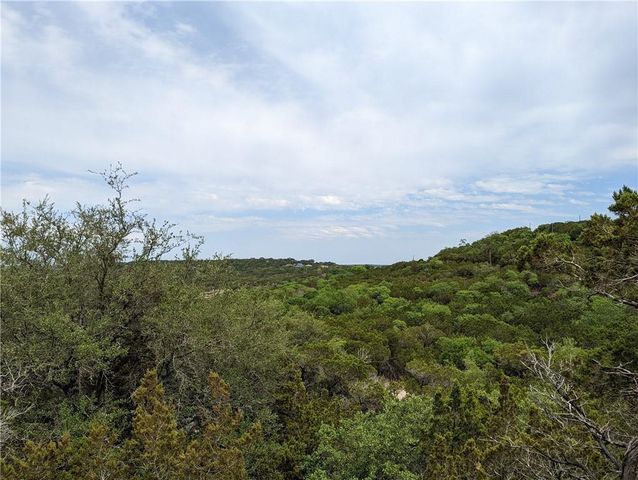 19712 Tyler TRL, Lago Vista, TX 78645