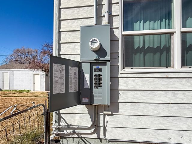 525 Cleveland St, Sterling, CO 80751