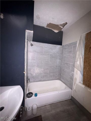 3191 W 61st Street, Cleveland, OH 44102