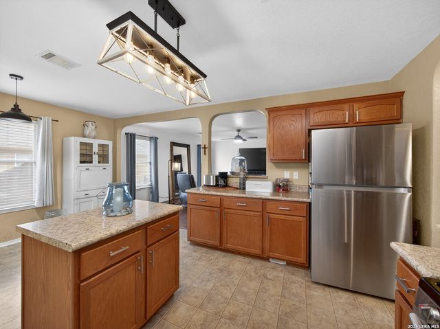 760 Fountain Gate, Schertz, TX 78108