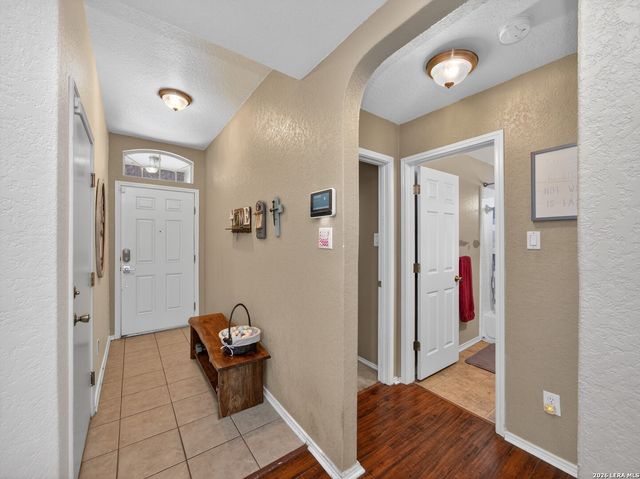 760 Fountain Gate, Schertz, TX 78108