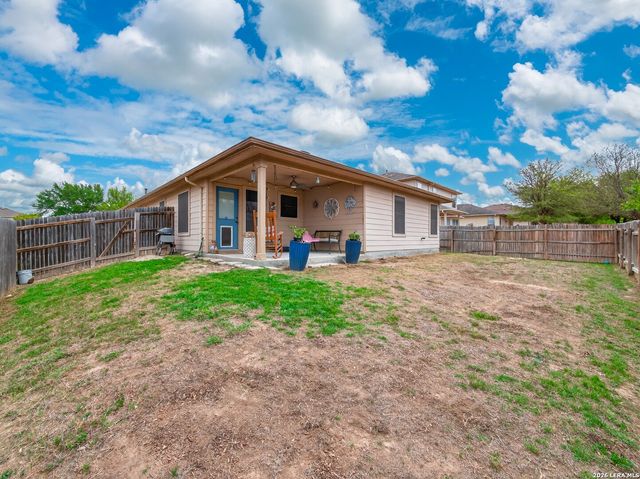 760 Fountain Gate, Schertz, TX 78108