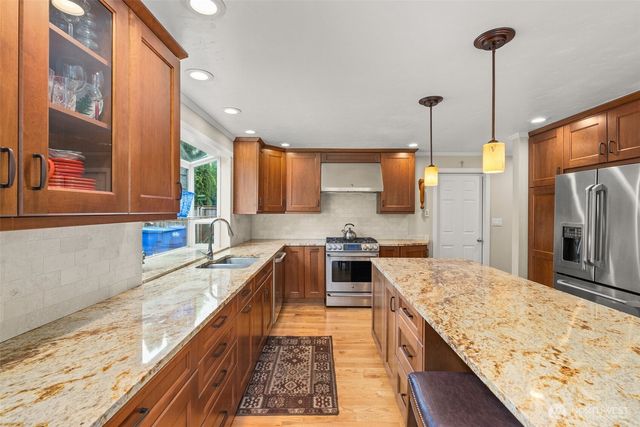 7120 Citrine Lane SW, Lakewood, WA 98498