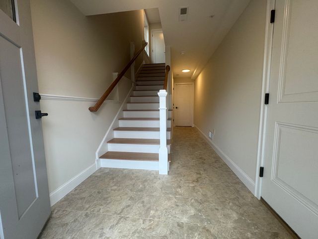 87 Kearsarge Lane, Tilton, NH 03276