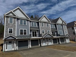 87 Kearsarge Lane, Tilton, NH 03276