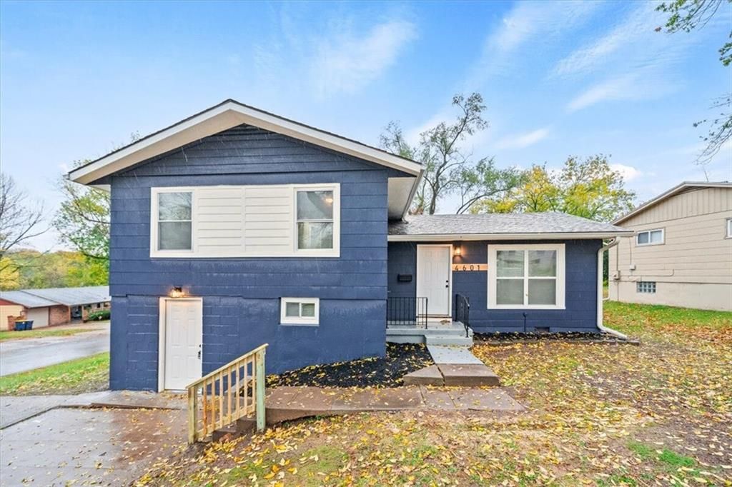 4601 Mersington Avenue, Kansas City, MO 64130