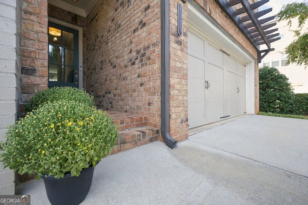 1010 Milhaven Drive, Roswell, GA 30076 — photo 2