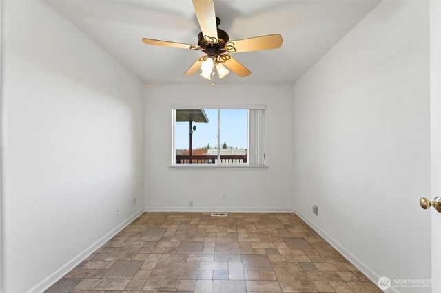 340 SE Highland Park Drive, College Place, WA 99324