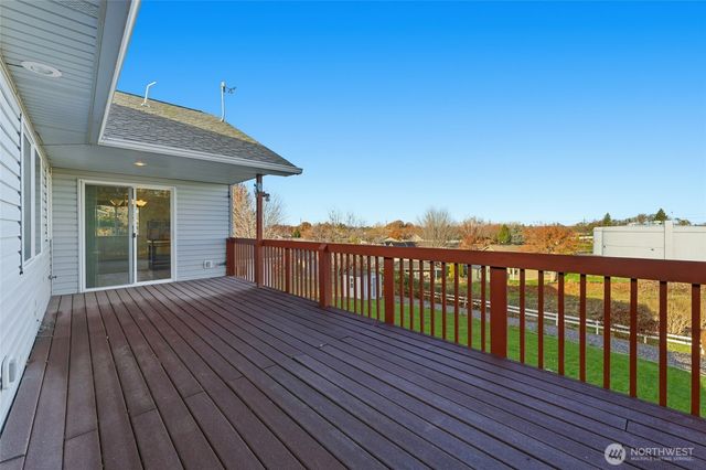 340 SE Highland Park Drive, College Place, WA 99324