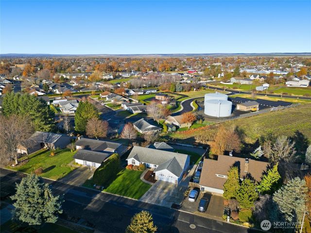 340 SE Highland Park Drive, College Place, WA 99324