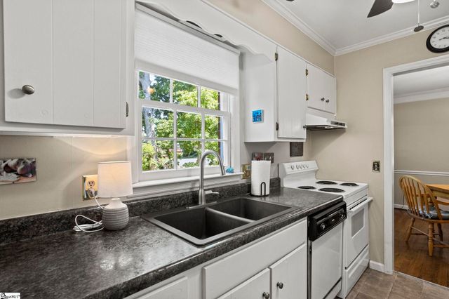 815 Edwards Road, Greenville, SC 29615