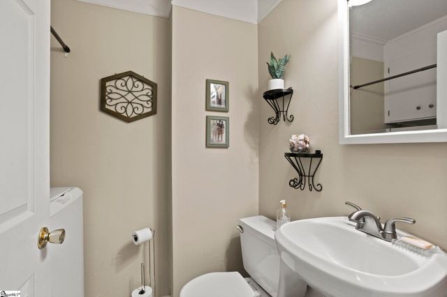 815 Edwards Road, Greenville, SC 29615