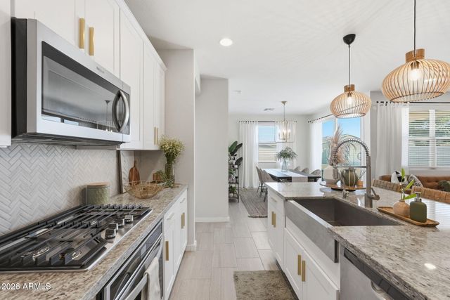 4548 W SWEETBUSH Way, San Tan Valley, AZ 85144