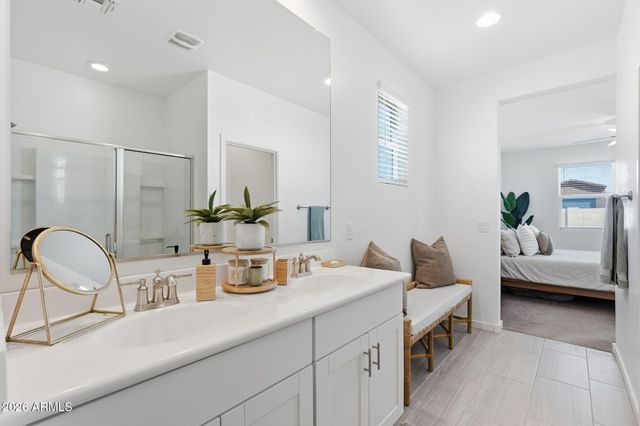 4548 W SWEETBUSH Way, San Tan Valley, AZ 85144