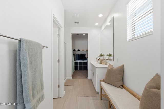 4548 W SWEETBUSH Way, San Tan Valley, AZ 85144