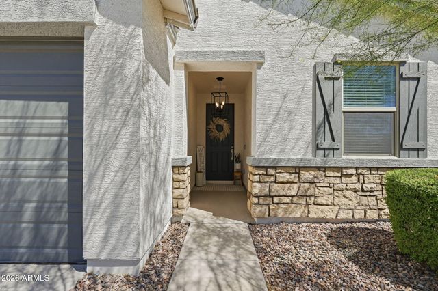 4548 W SWEETBUSH Way, San Tan Valley, AZ 85144