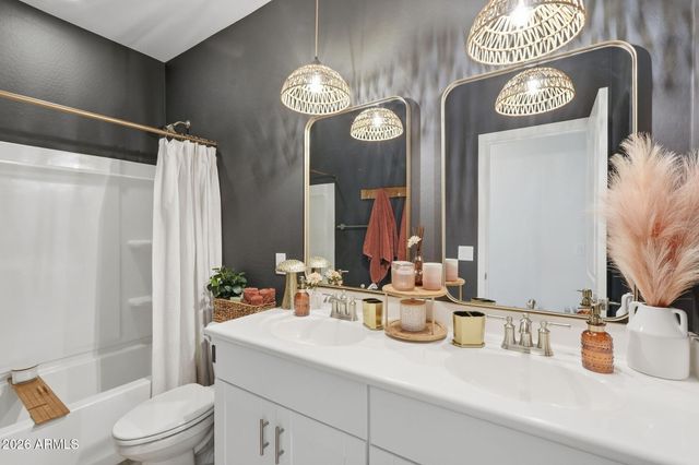 4548 W SWEETBUSH Way, San Tan Valley, AZ 85144