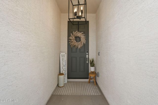 4548 W SWEETBUSH Way, San Tan Valley, AZ 85144