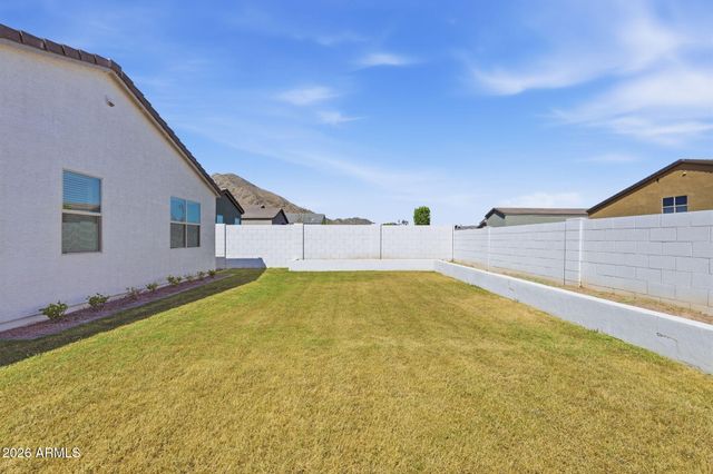 4548 W SWEETBUSH Way, San Tan Valley, AZ 85144