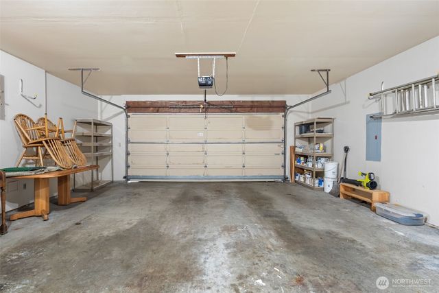 2590 NE William E Sutton Road, Bremerton, WA 98311