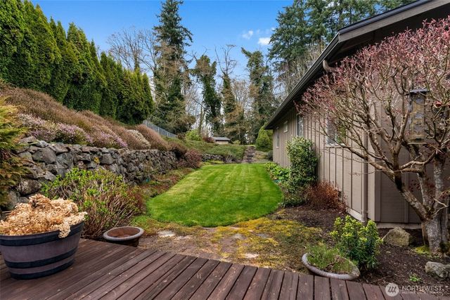 2590 NE William E Sutton Road, Bremerton, WA 98311