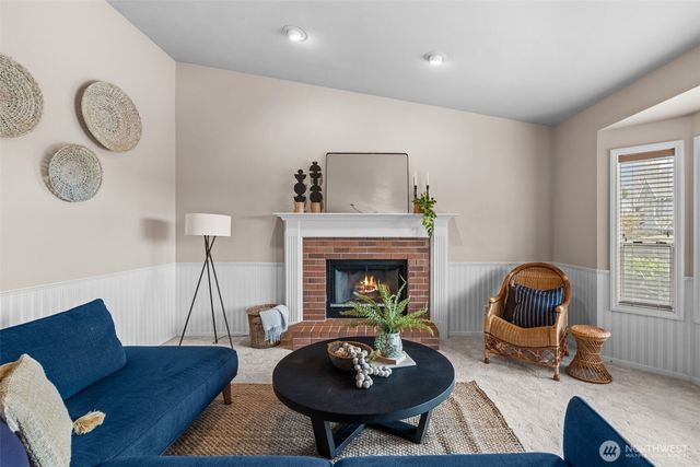 2590 NE William E Sutton Road, Bremerton, WA 98311