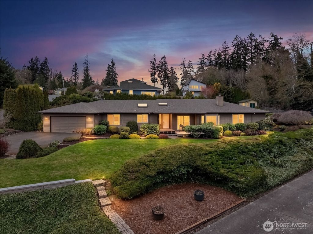 2590 NE William E Sutton Road, Bremerton, WA 98311