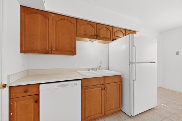 2705 Mountain Road NW, Albuquerque, NM 87104