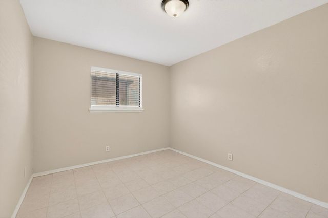 2705 Mountain Road NW, Albuquerque, NM 87104