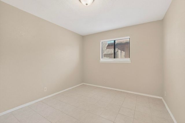 2705 Mountain Road NW, Albuquerque, NM 87104
