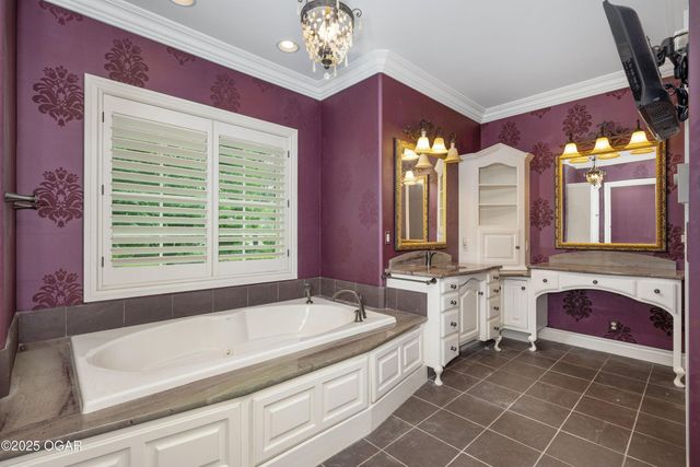 1704 Liam Street, Carthage, MO 64836