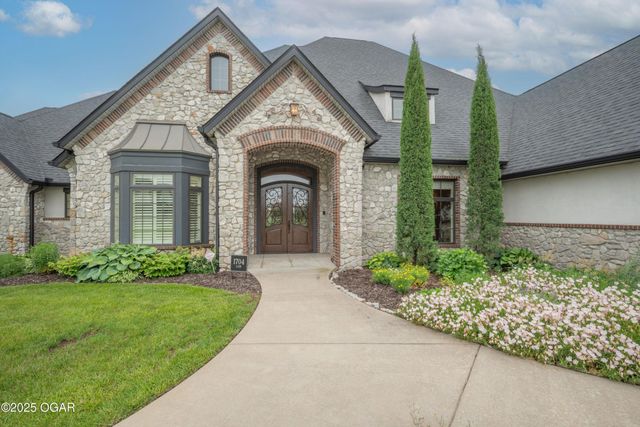 1704 Liam Street, Carthage, MO 64836