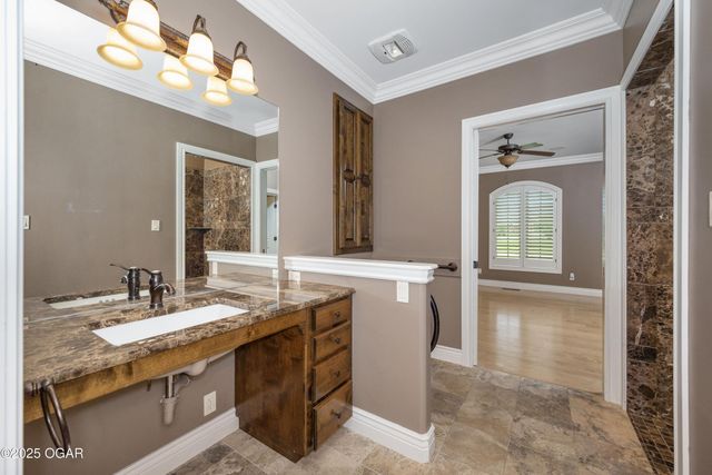 1704 Liam Street, Carthage, MO 64836