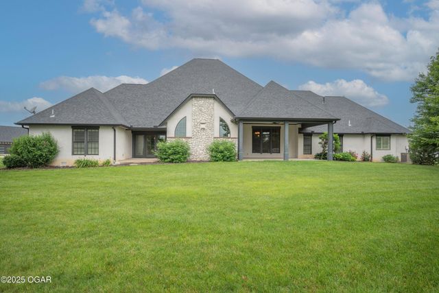 1704 Liam Street, Carthage, MO 64836