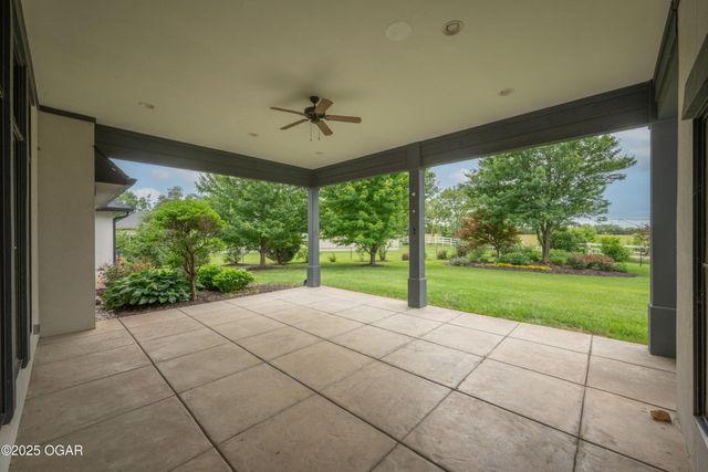 1704 Liam Street, Carthage, MO 64836