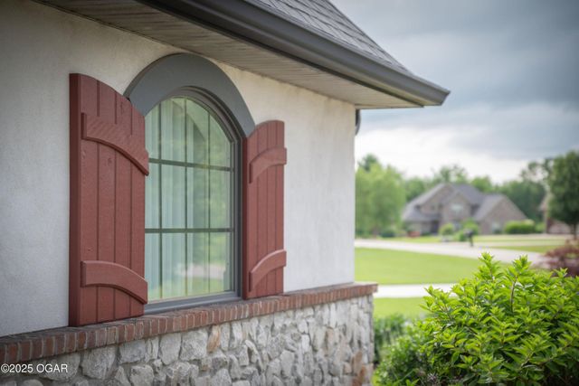 1704 Liam Street, Carthage, MO 64836