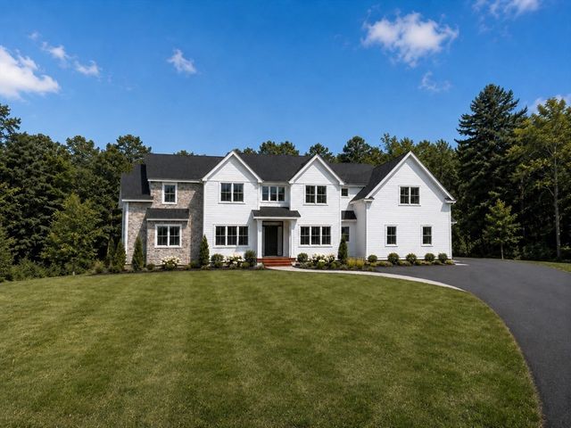 2 Cynthia Circle, Wenham, MA 01984