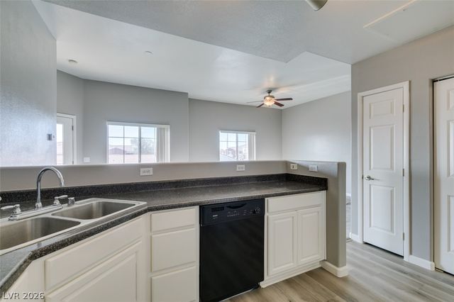 9303 Gilcrease Avenue 2230, Las Vegas, NV 89149