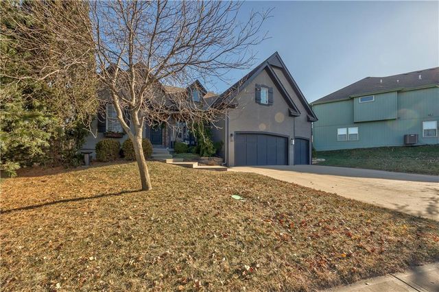 4941 Noland Road, Shawnee, KS 66216