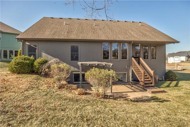 4941 Noland Road, Shawnee, KS 66216