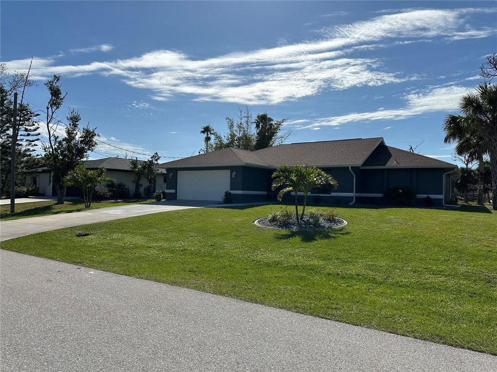 61 MARK TWAIN LANE, Rotonda West, FL 33947