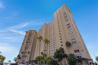 11111 Biscayne Blvd 14G-Studio, Miami, FL 33181
