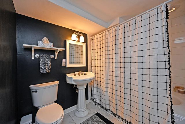 6379 Derbyshire Lane, Miami Twp, OH 45140