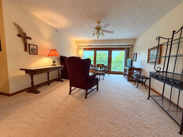 1111 Burlington Avenue 312, Lisle, IL 60532