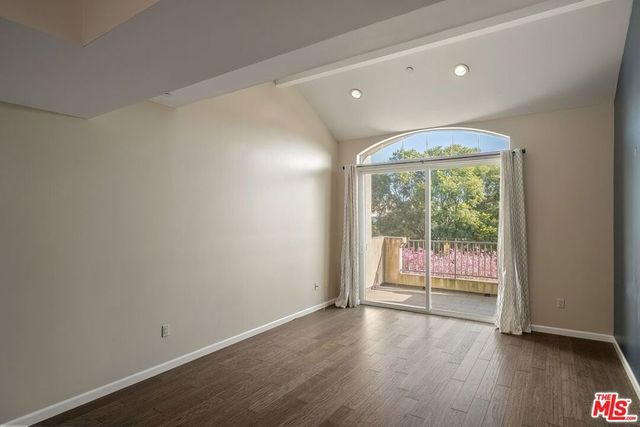 1625 Granville Avenue 301, Los Angeles, CA 90025