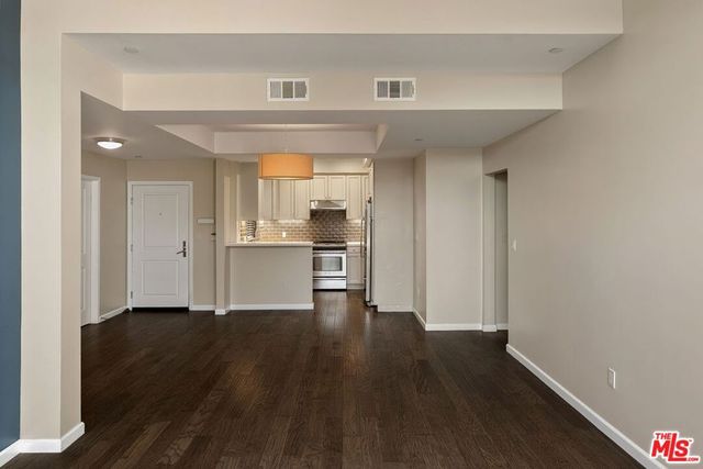 1625 Granville Avenue 301, Los Angeles, CA 90025