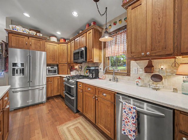 11501 Old State Road, Evansville, IN 47725